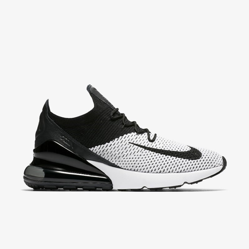 Nike 270 flyknit on sale black and white